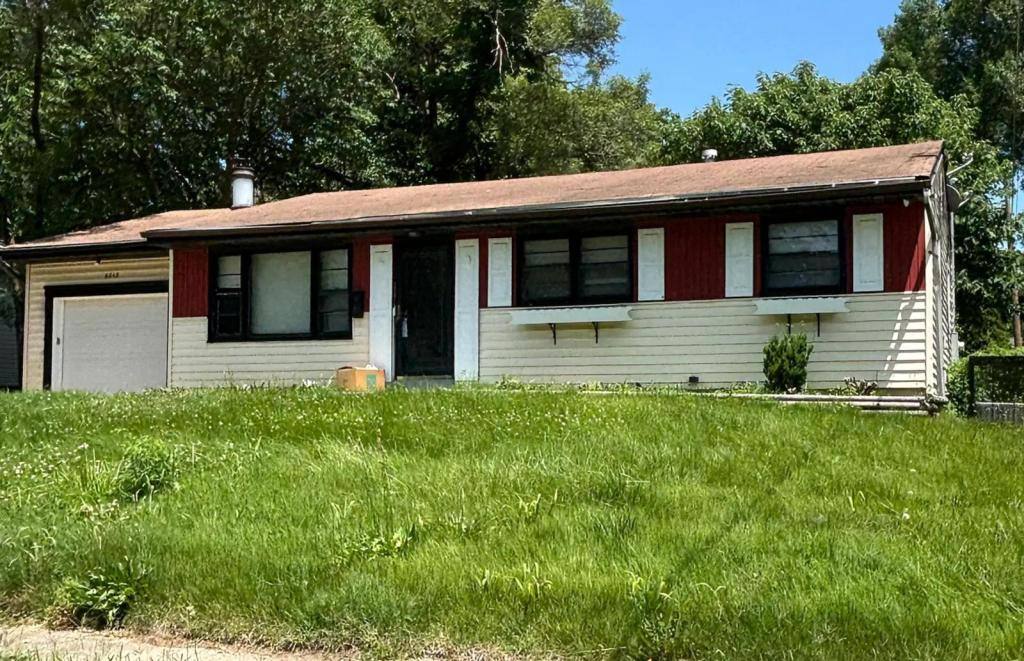 House for rent at 6612 Dunwold Dr, Saint Louis, MO 63134