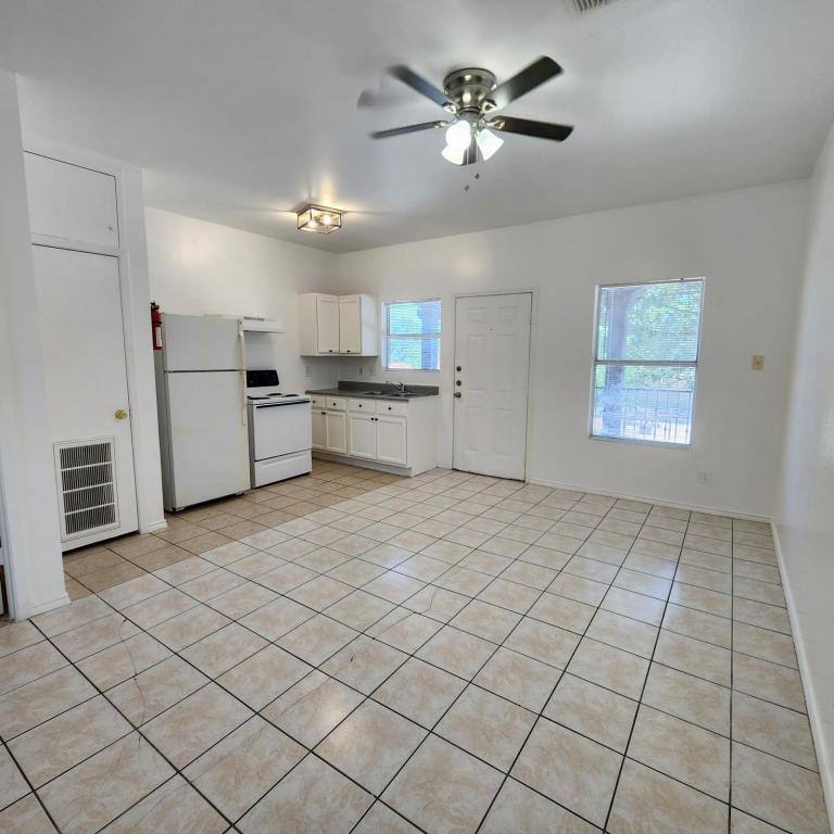 Apartment for rent at 1702 W Craig Place, San Antonio, TX 78201