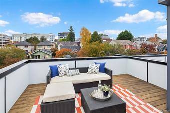 Townhouse for rent at 4540 40th Ave SW, Seattle, WA 98116