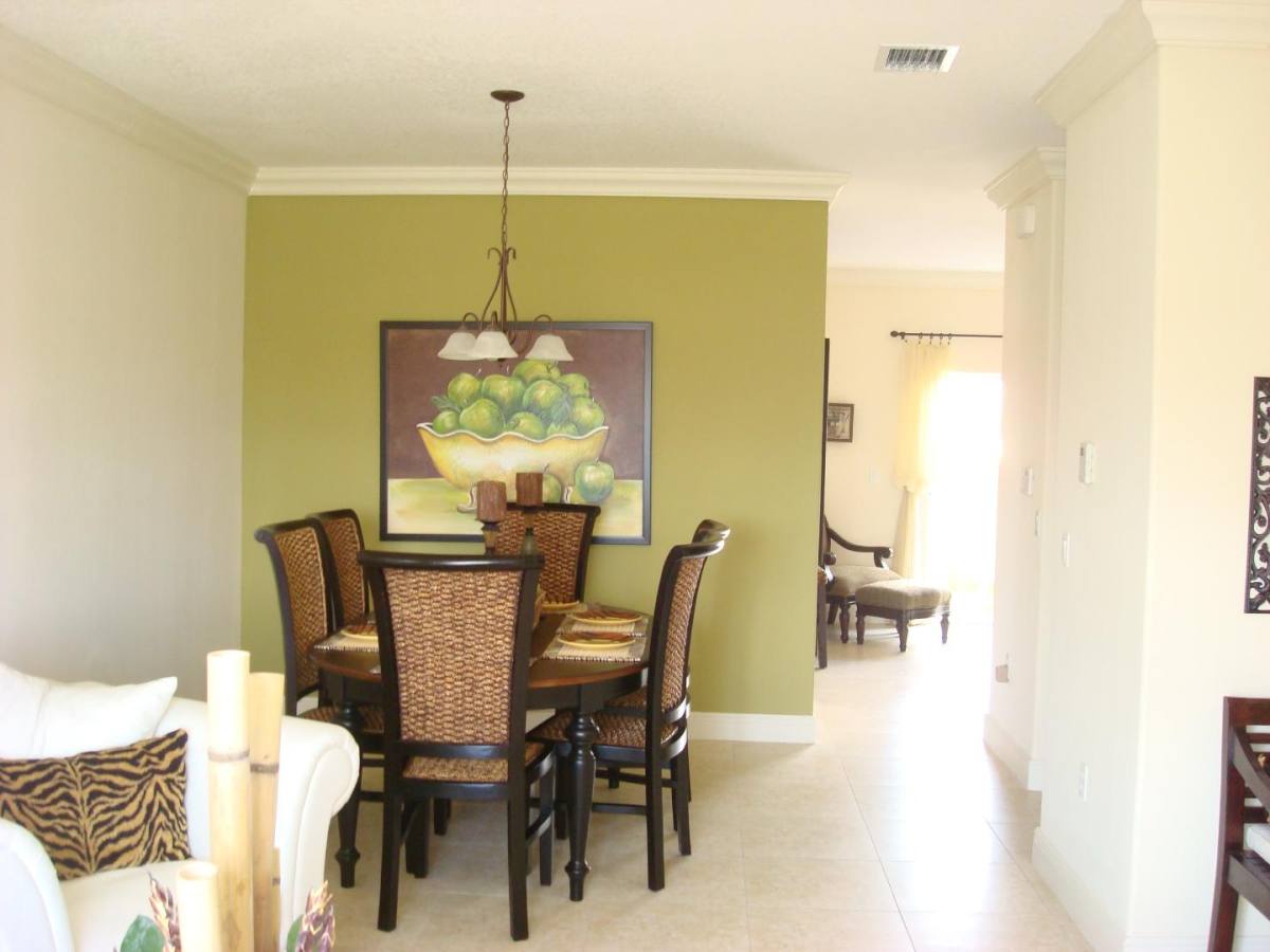 Townhouse for rent at 17906 NW 59th Ave #106, Hialeah, FL 33015