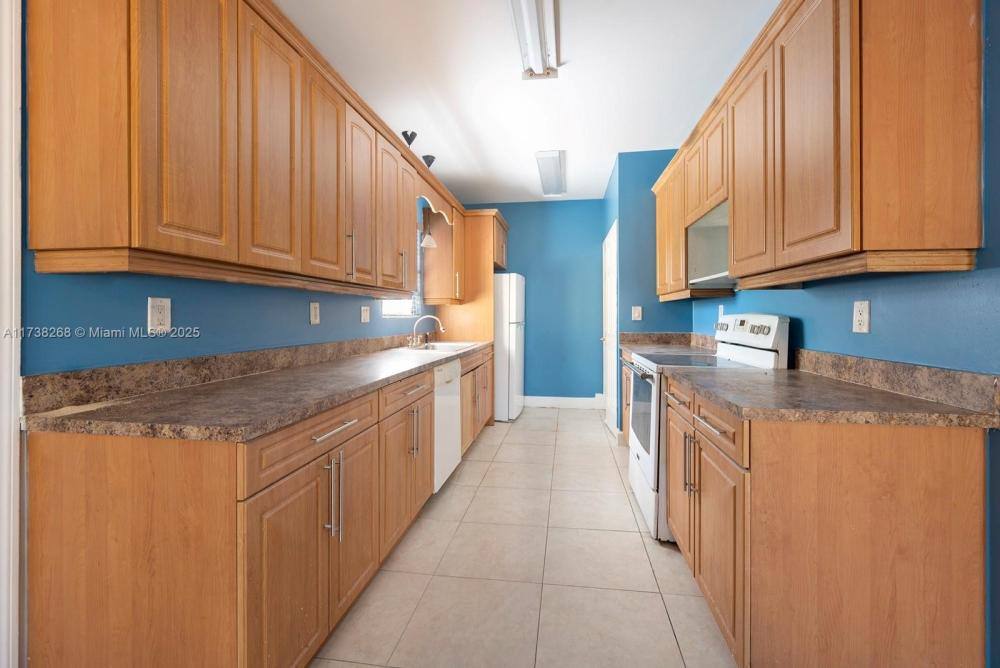 Apartment for rent at 613 Sharar Ave, Opa Locka, FL 33054