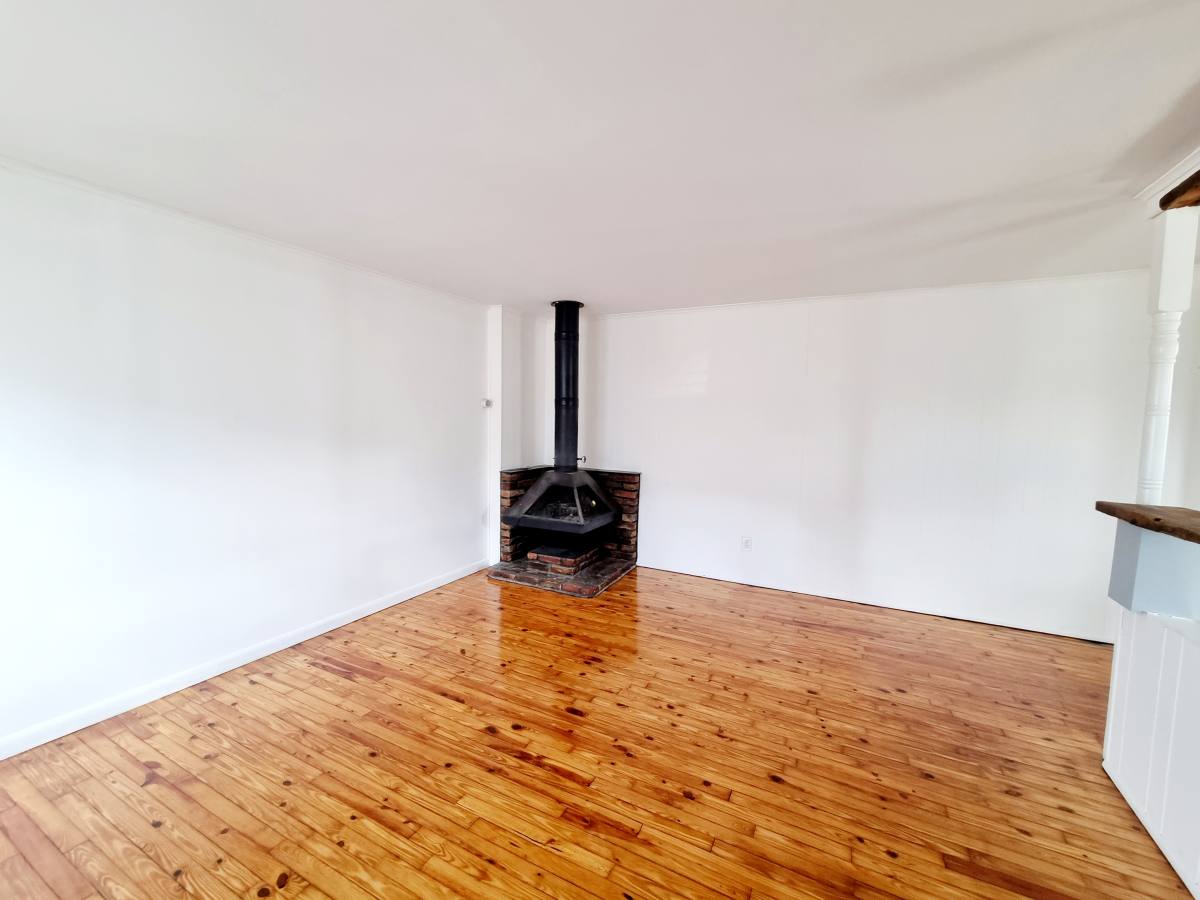 Apartment for rent at 926 Fox Chase Rd #2, Jenkintown, PA 19046