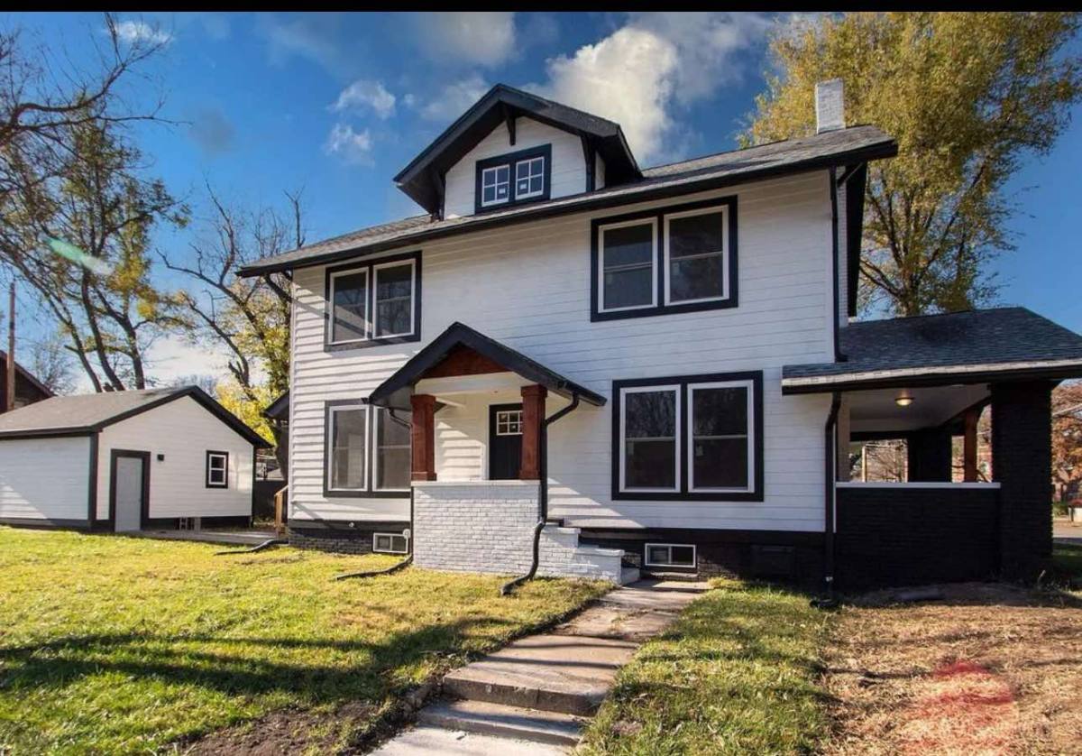 House for rent at 1135 Fairfield Ave, Indianapolis, IN 46205