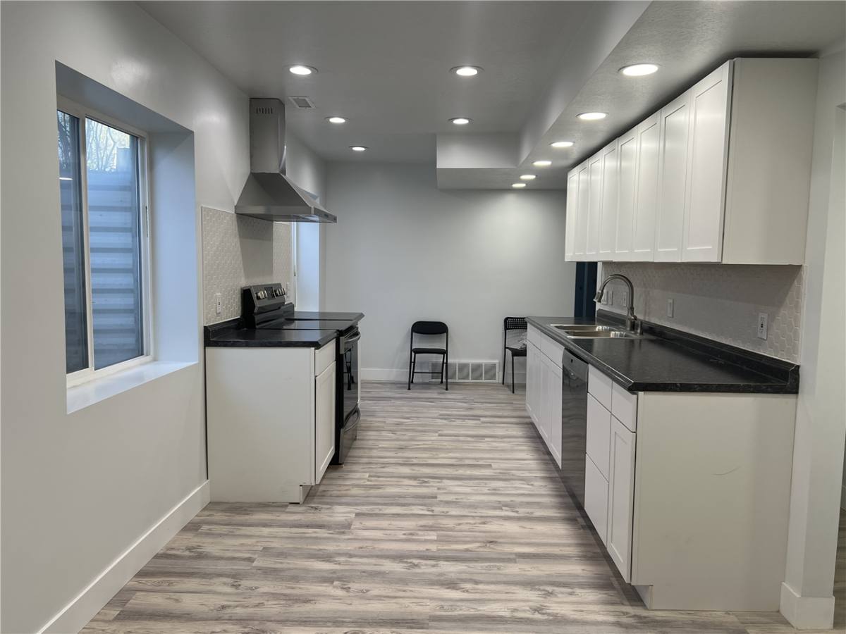 Apartment for rent at 856 W Gentile St, Layton, UT 84041