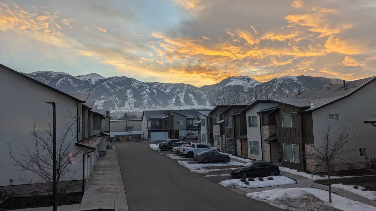 Condo for rent at 463 W 60 S, Providence, UT 84332
