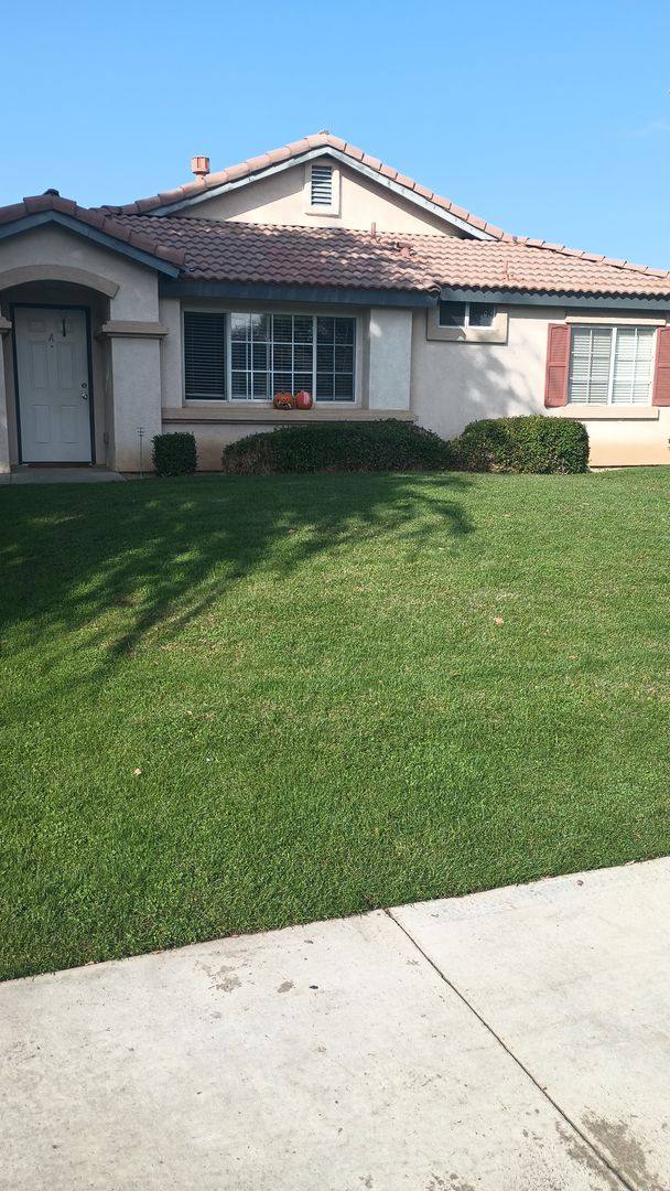 Apartment for rent at 4510 Pebble Creek Dr, Bakersfield, CA 93312