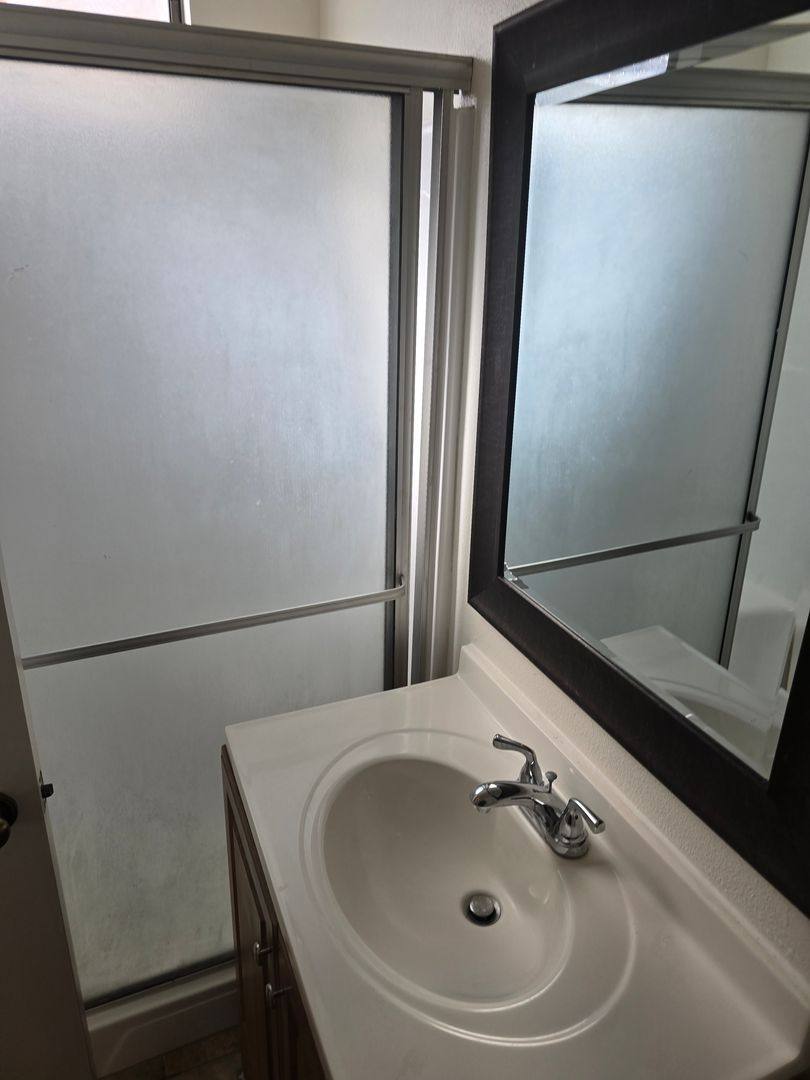 Apartment for rent at 827-829 N Stoneman Ave, Alhambra, CA 91801