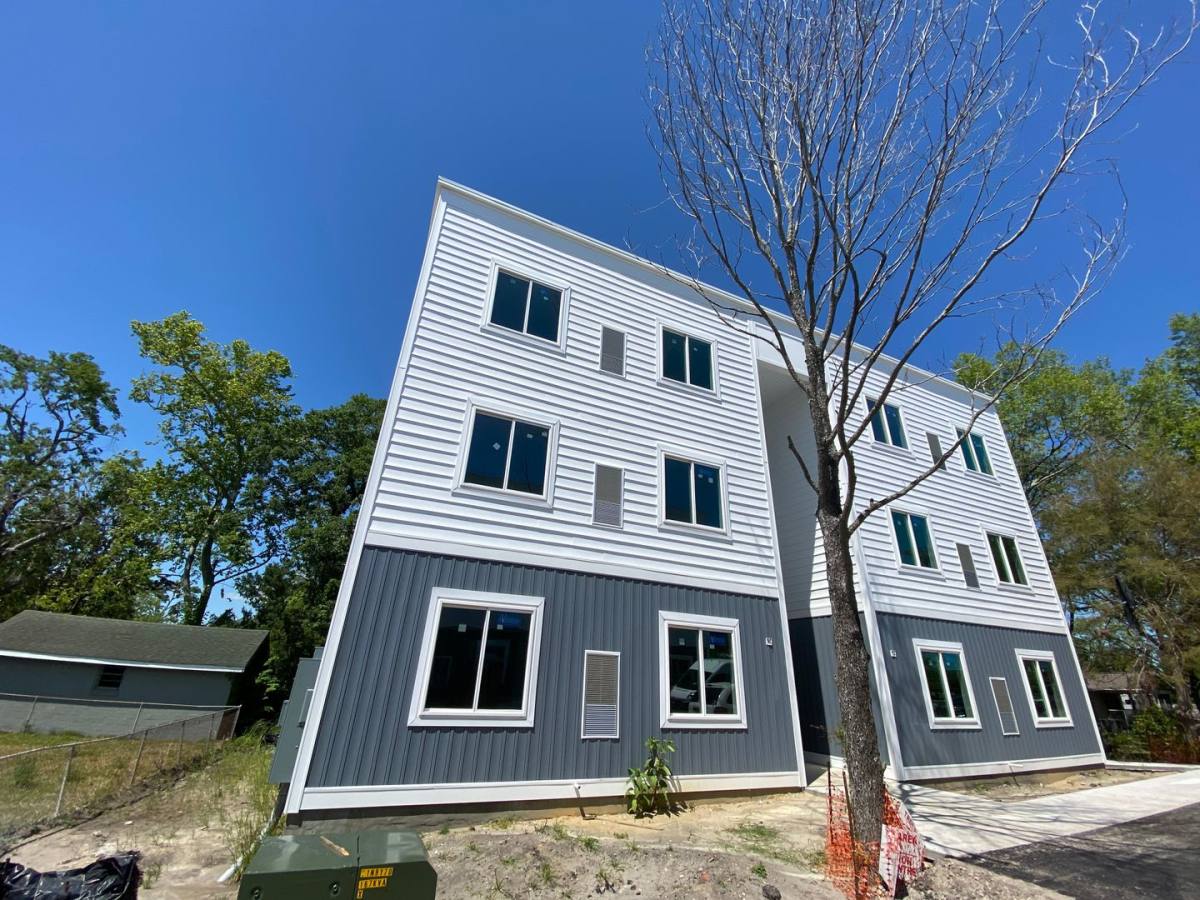 Apartment for rent at 512 S 17th St, Wilmington, NC 28401