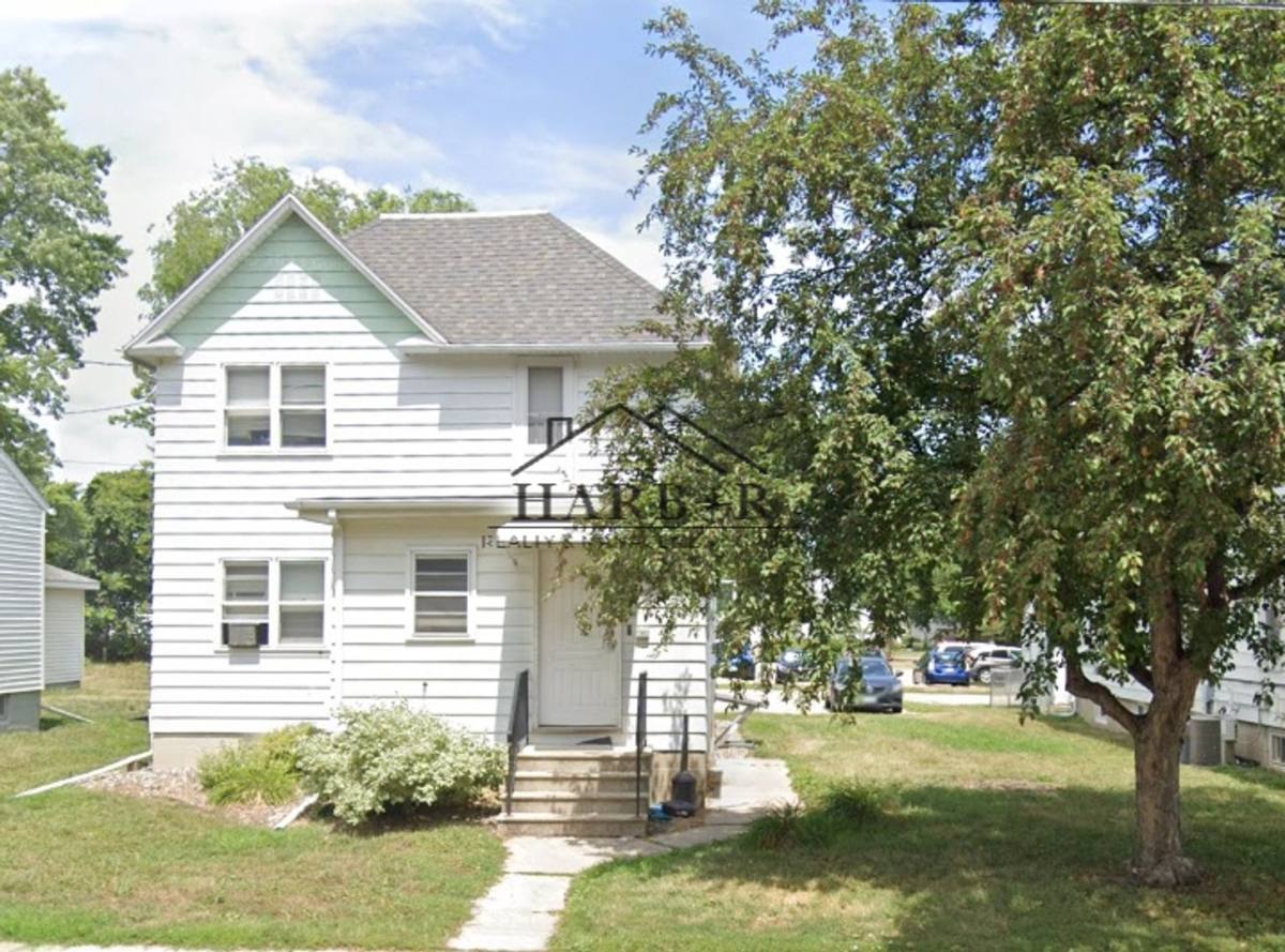 Apartment for rent at 23 8th St NW #2, Rochester, MN 55901