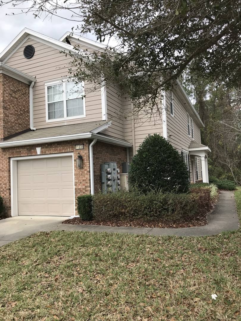 House for rent at 11235 Campfield Circle, Jacksonville, FL 32256