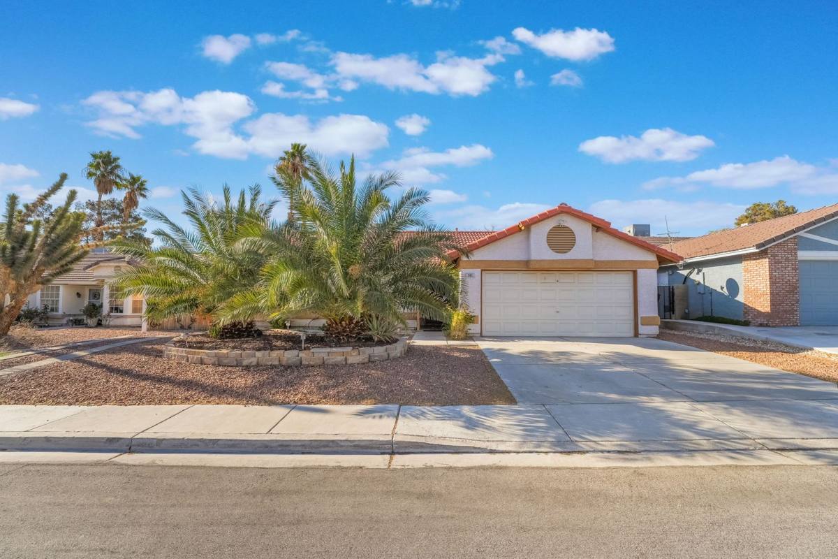 House for rent at 741 Autumn Moon Dr, Las Vegas, NV 89123