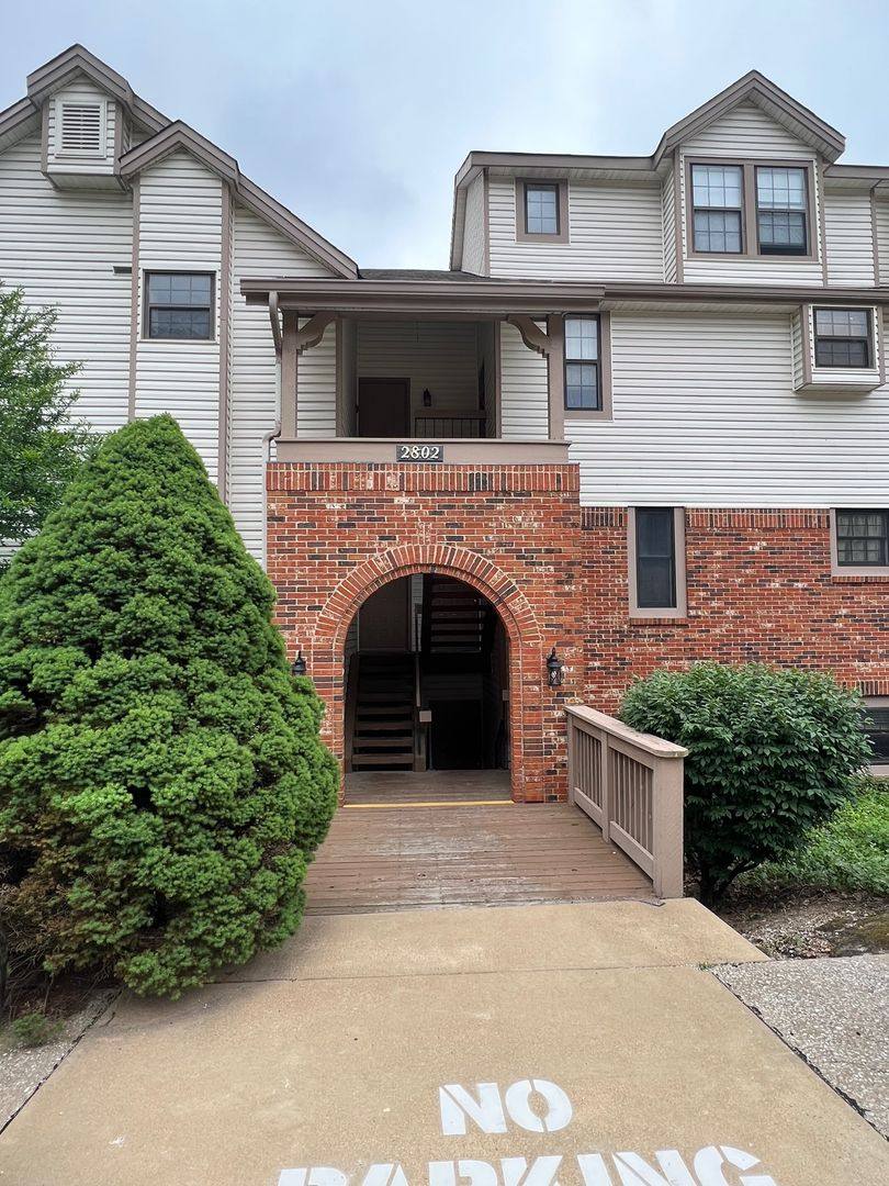 Condo for rent at 2802 Par Valley C, Saint Louis, MO 63129