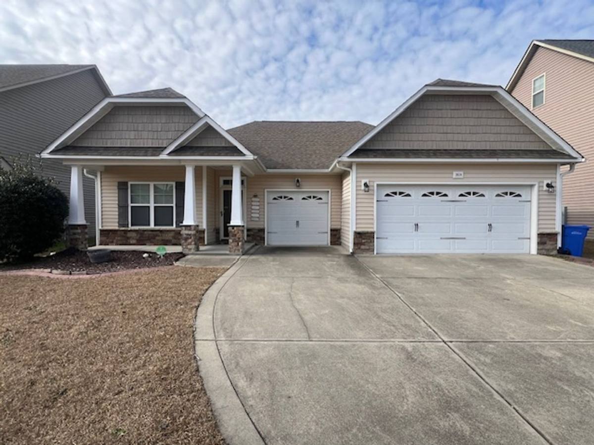 House for rent at 2824 Deepwater Court, Fayetteville, NC 28306