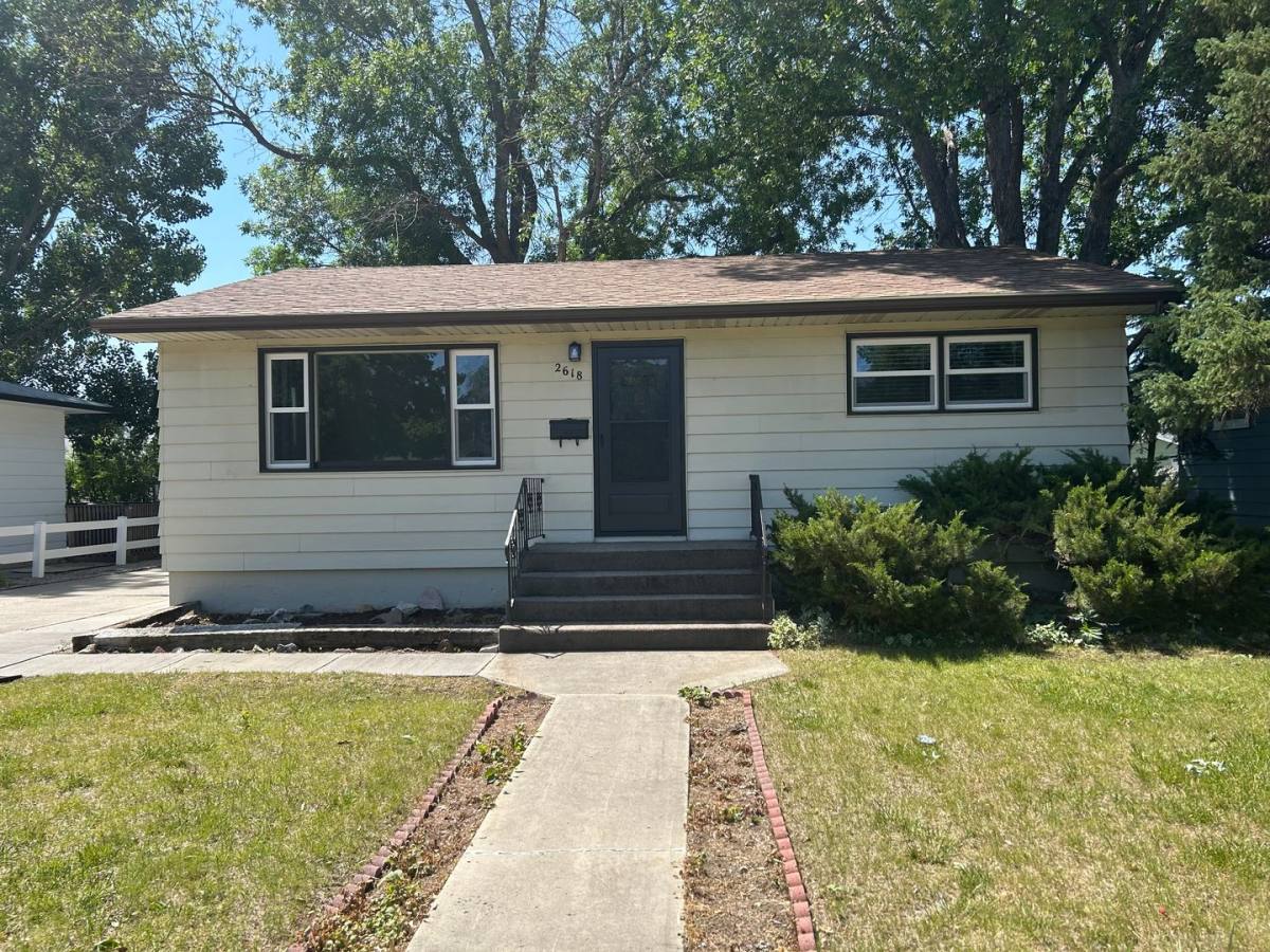 House for rent at 2618 Broadwater Ave, Billings, MT 59102