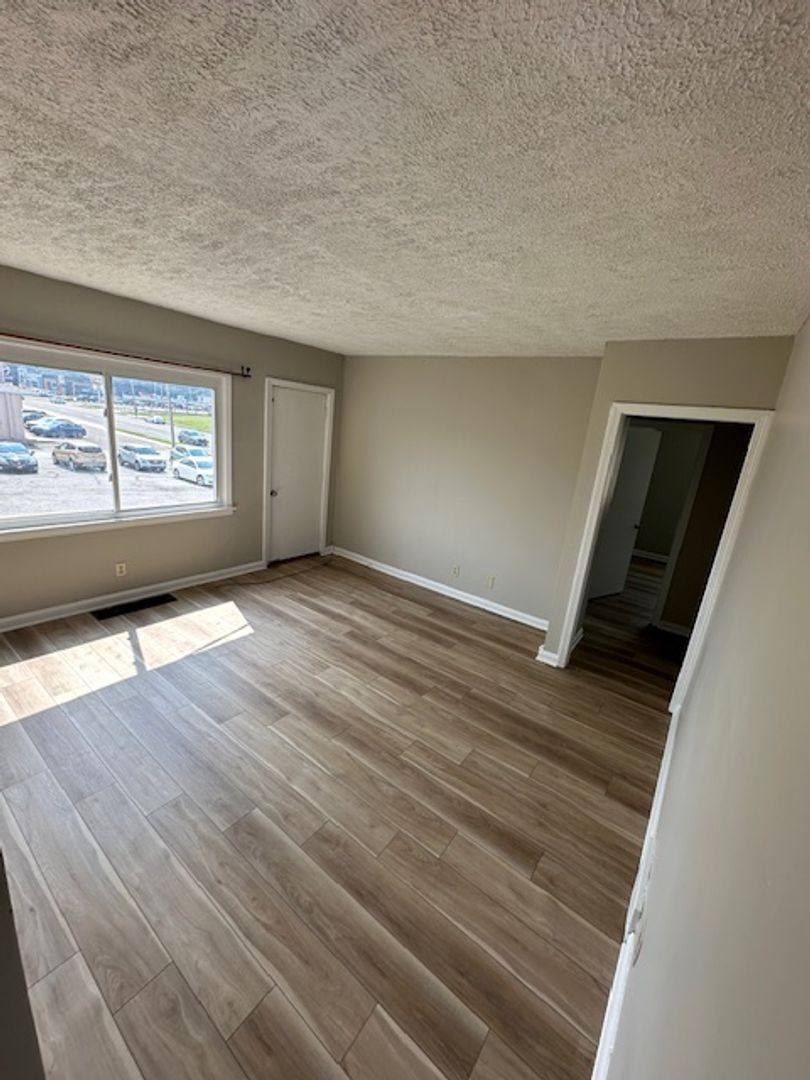Apartment for rent at 1171 W Main St, Kent, OH 44240