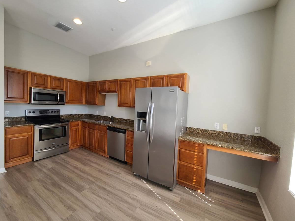 Apartment for rent at 4815 New Broad St, Orlando, FL 32814