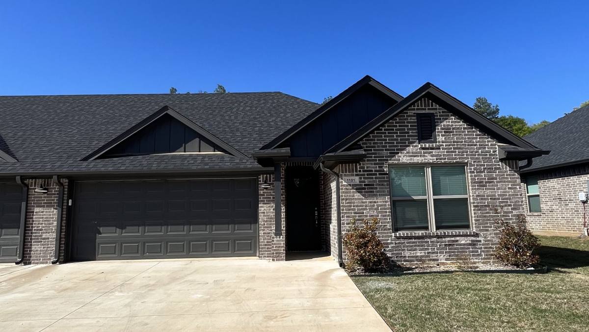 Townhouse for rent at 15428 Cr #192, Tyler, TX 75703