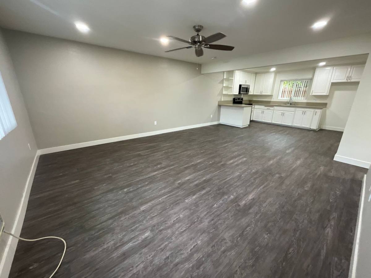 Apartment for rent at 8182 7th St, Buena Park, CA 90621