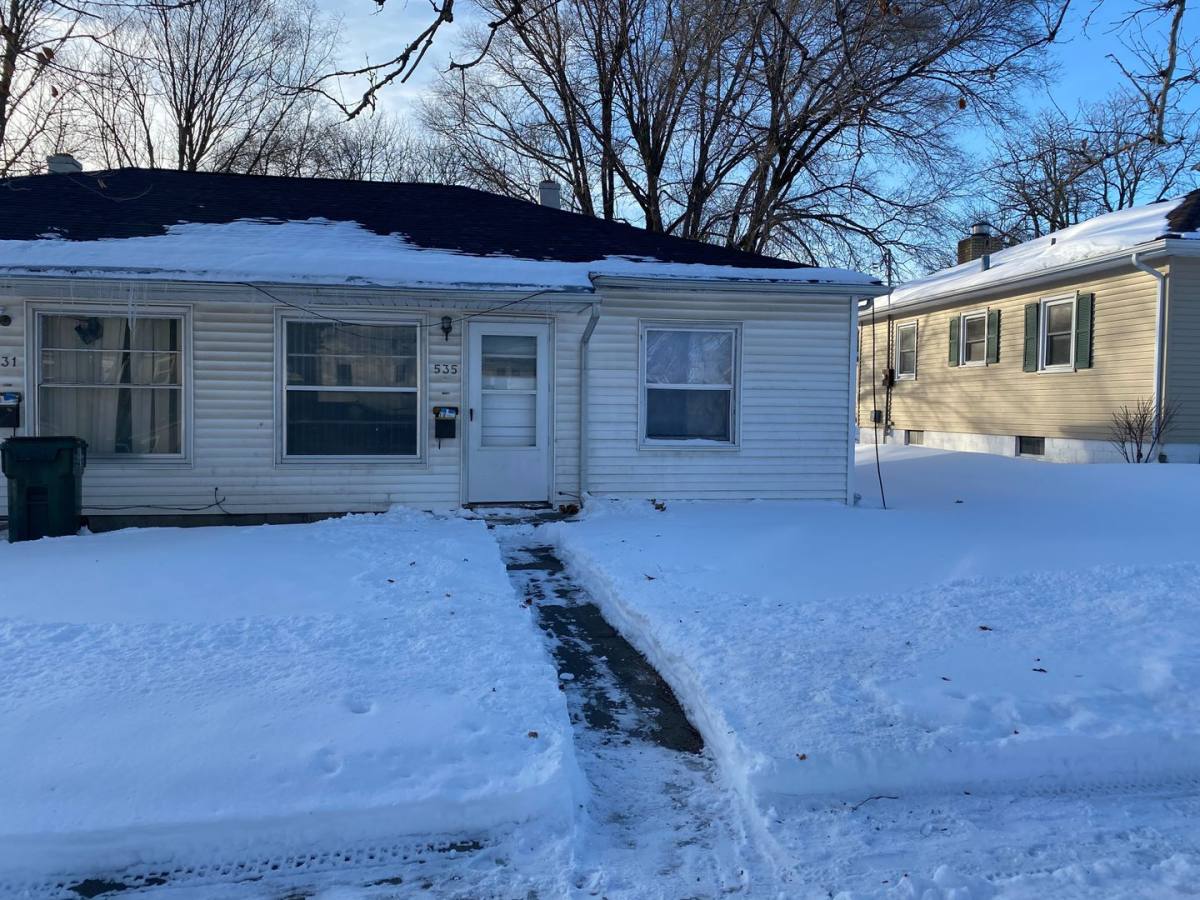 Apartment for rent at 531-535 Sherman, Waterloo, IA 50703