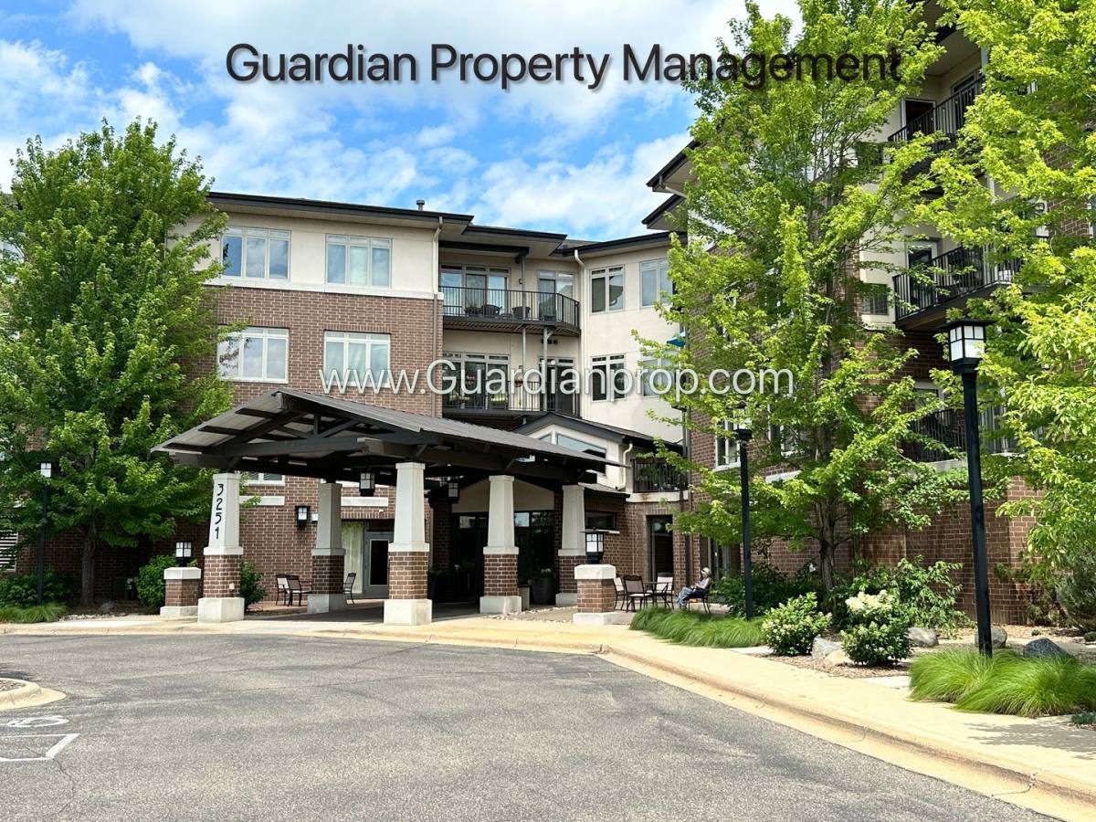 Condo for rent at 3251 Louisiana Ave S, Minneapolis, MN 55426