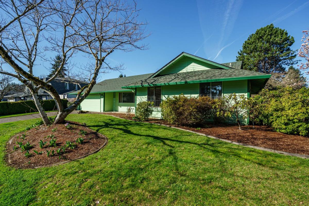 House for rent at 12206 SE McGillivray Blvd, Vancouver, WA 98683