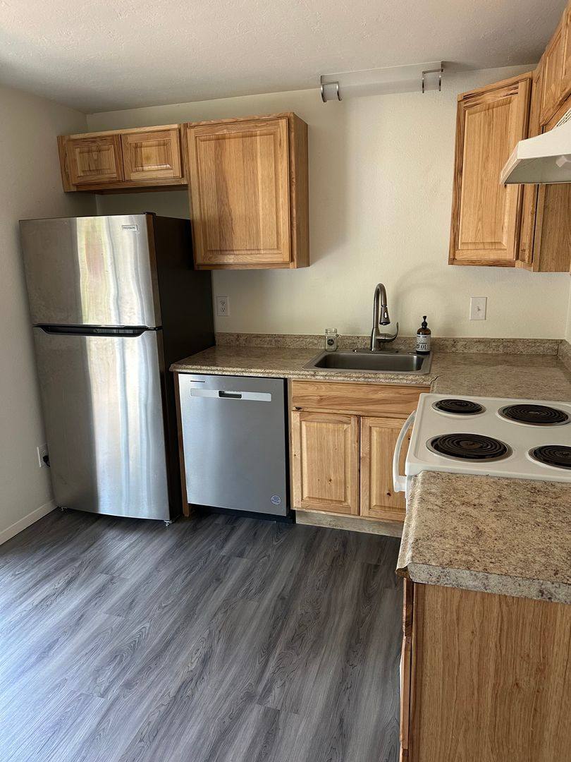 Apartment for rent at 64 Park St, Lebanon, OR 97355