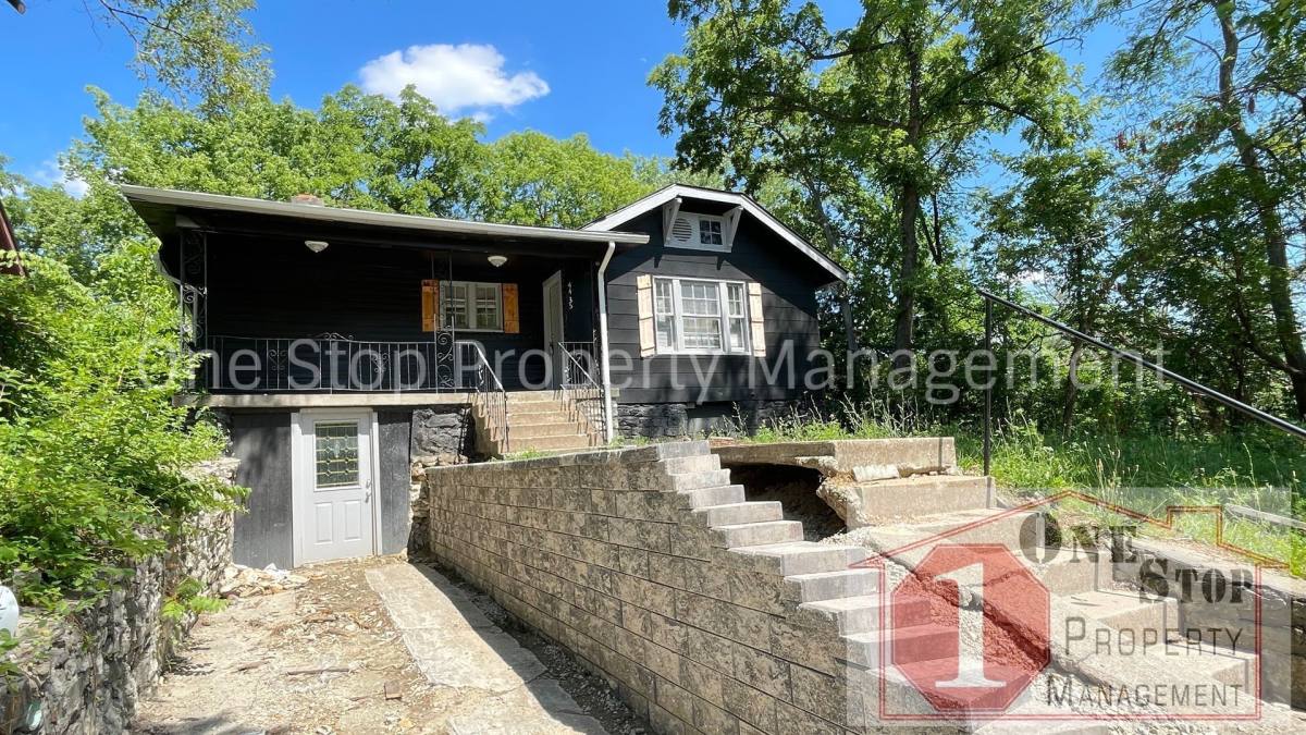 House for rent at 4435 S Benton Ave, Kansas City, MO 64130