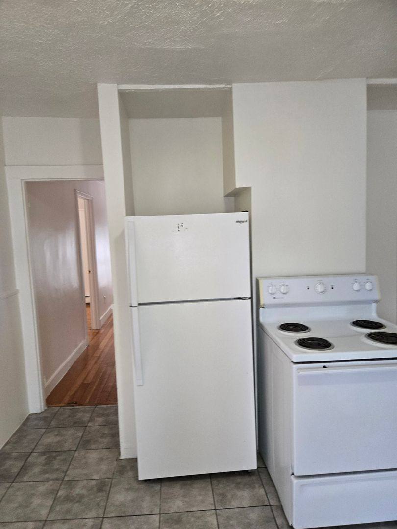 Apartment for rent at 31 Beecher St, Pawtucket, RI 02860