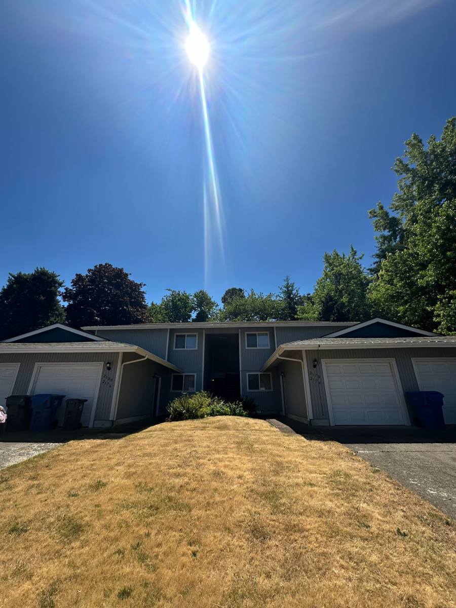 Apartment for rent at 2174-2180 Navaho Court SE, Salem, OR 97306