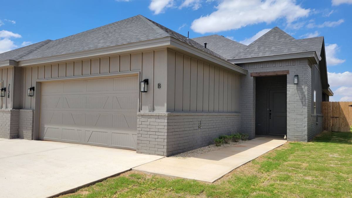 Townhouse for rent at 7128 22nd Place, Lubbock, TX 79407