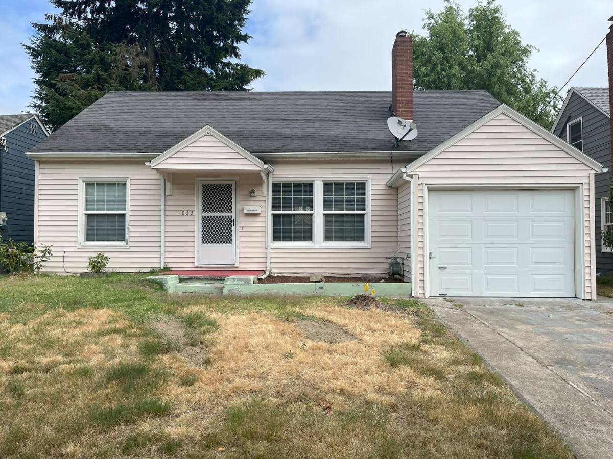 House for rent at 2055 N Blandena St, Portland, OR 97217