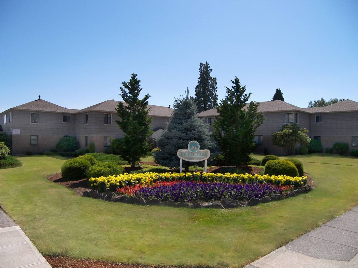 Apartment for rent at 525-805 SE 41st 1-84, Portland, OR 97214
