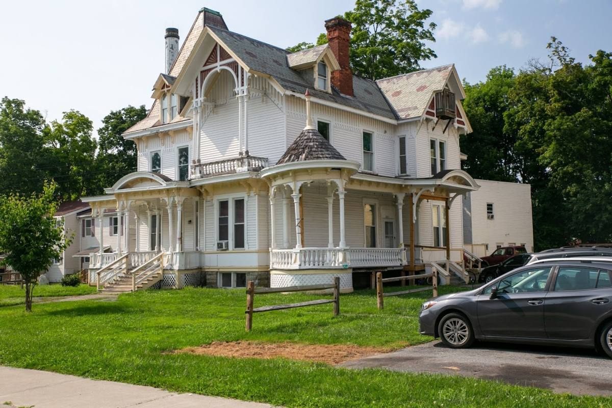 Apartment for rent at 324 Pleasant St, Bennington, VT 05201