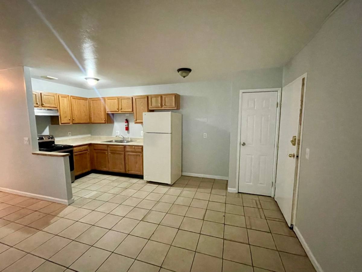 Apartment for rent at 3570 3574 McHenry Ave, Cincinnati, OH 45225
