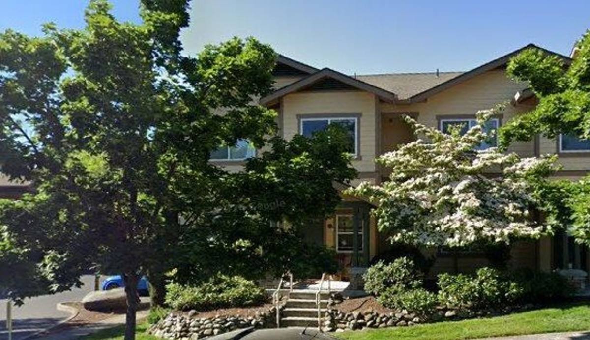 Apartment for rent at 220 Grant St, Ashland, OR 97520
