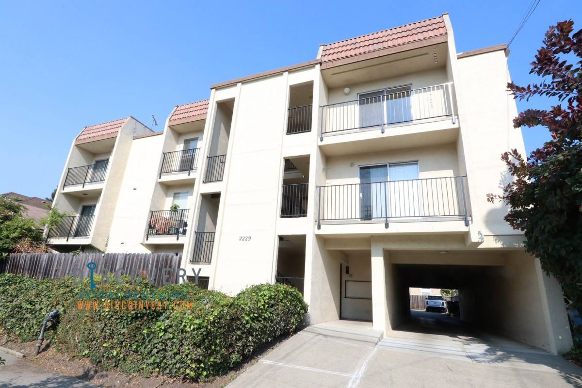 Apartment for rent at 2229 McGee Ave, Berkeley, CA 94703