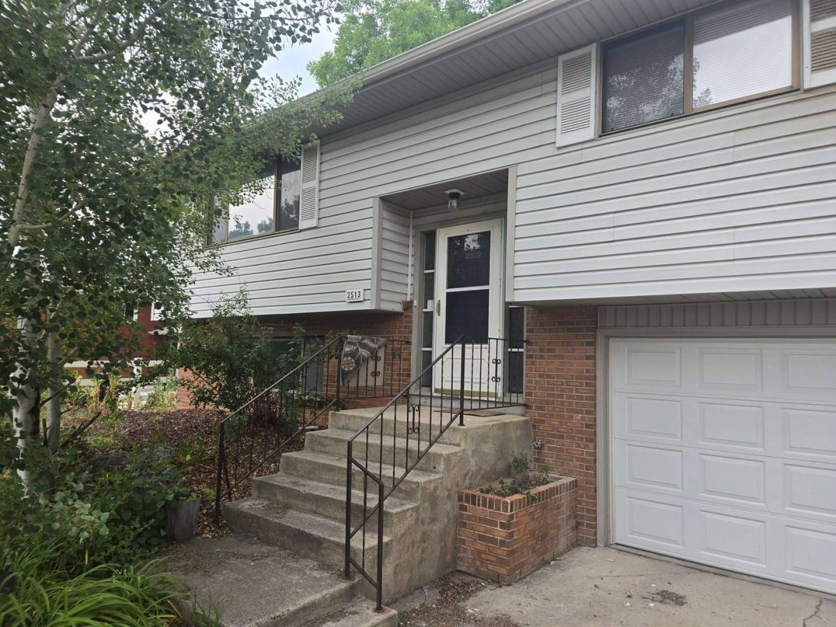 House for rent at 2513 Fairplay Dr, Loveland, CO 80538