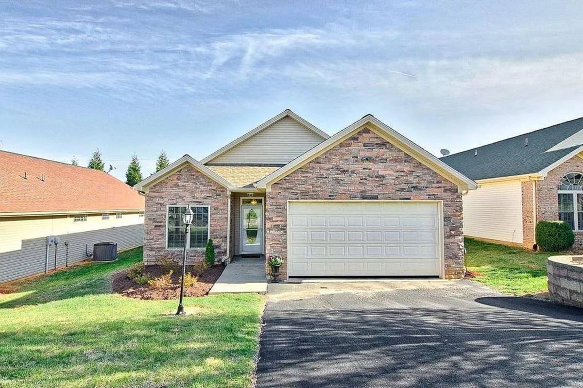House for rent at 195 Melody Dr, Christiansburg, VA 24073