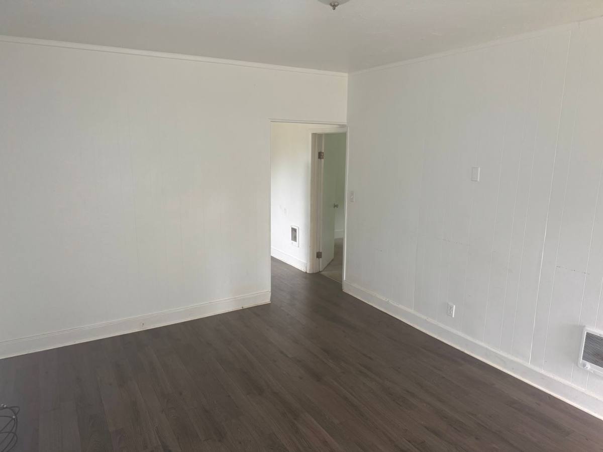 Apartment for rent at 2355 2357 SE, Portland, OR 97233