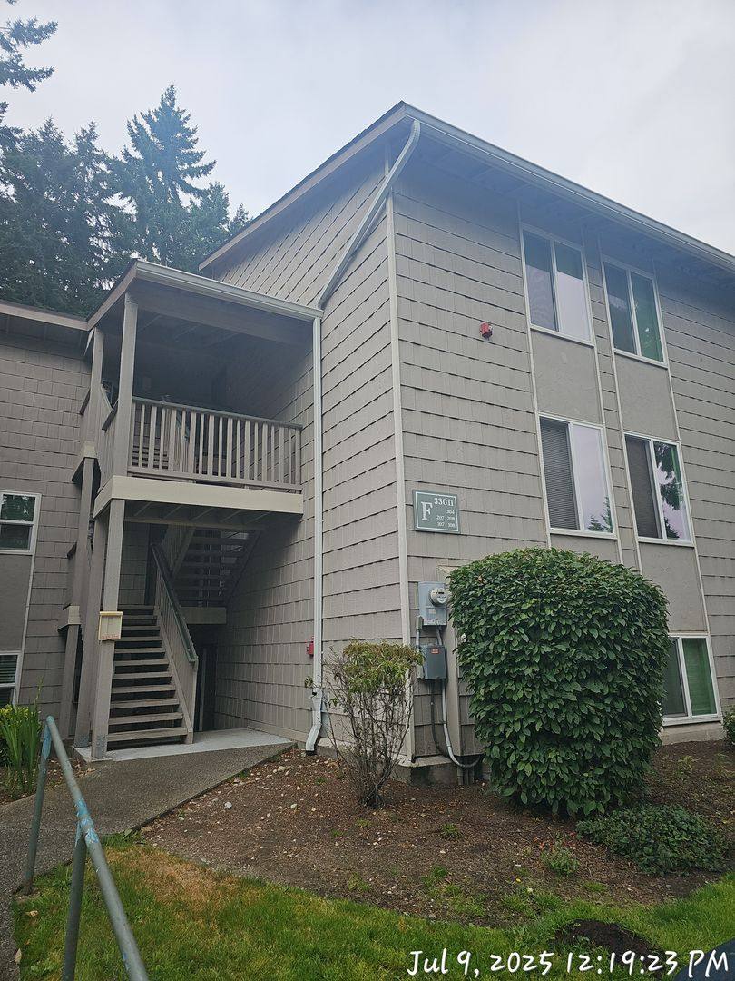 Condo for rent at 33010 17th Place S, Federal Way, WA 98003