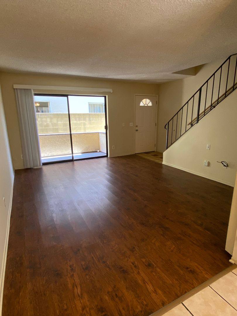 Apartment for rent at 754 Newport Ave, Long Beach, CA 90804