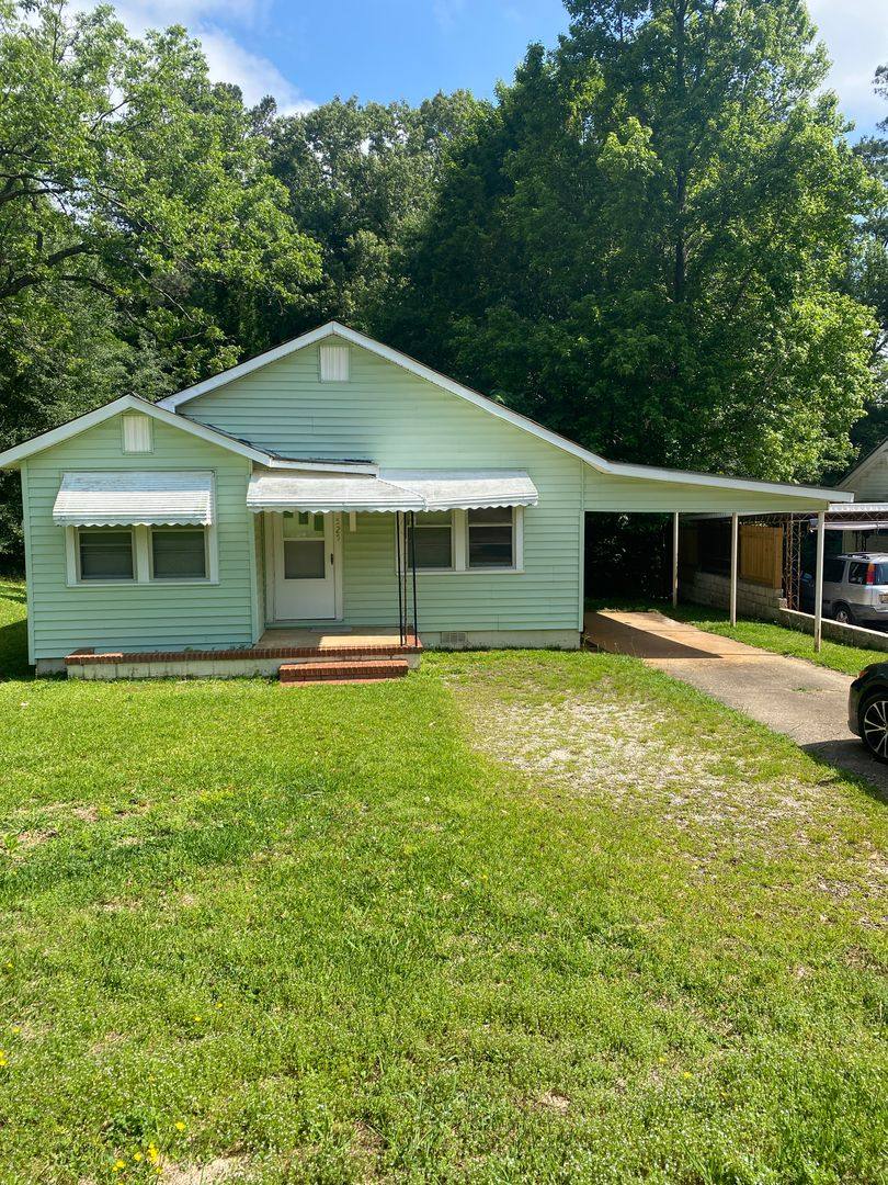House for rent at 525 Francis St, Valley, AL 36854