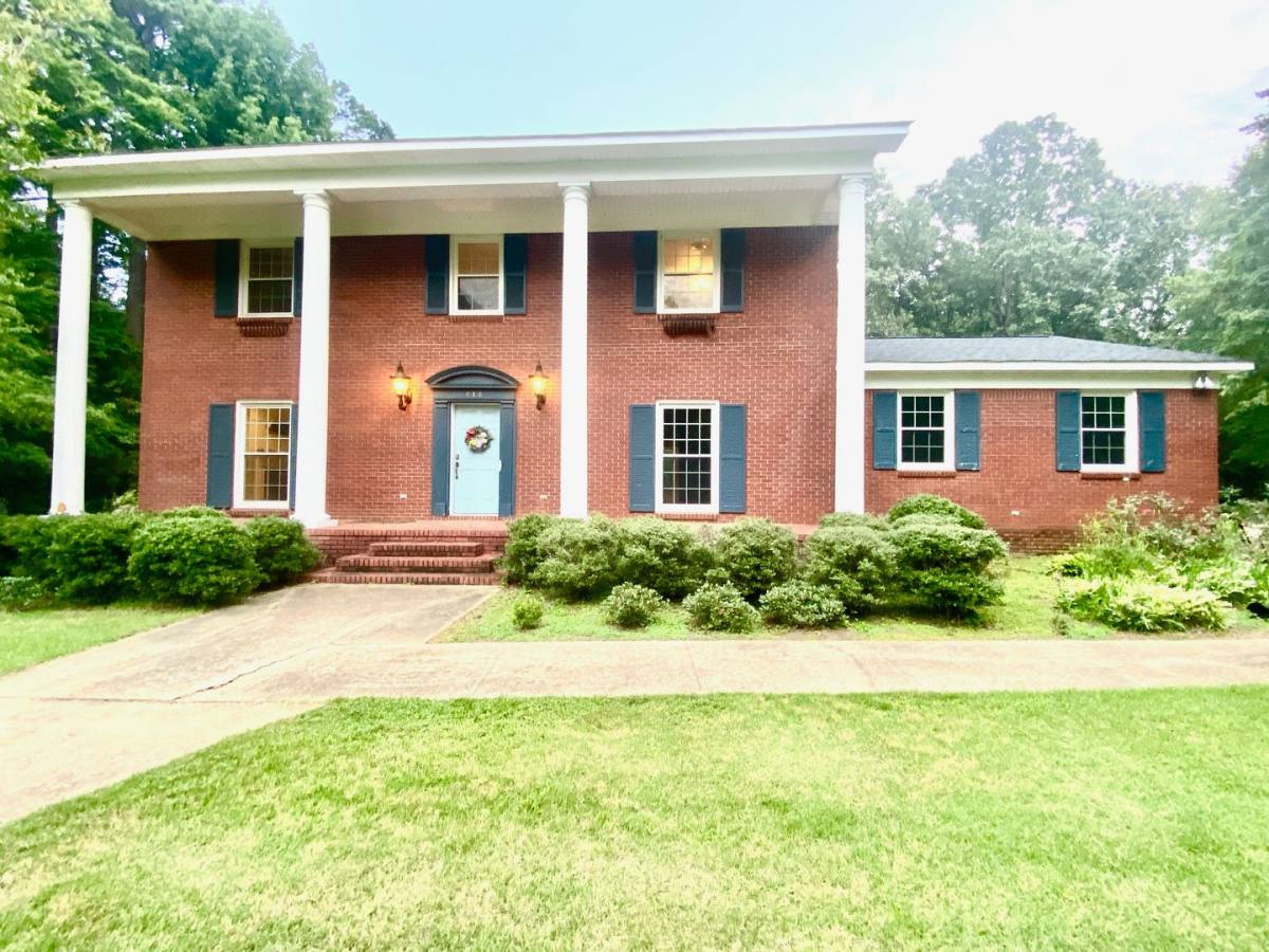 House for rent at 418 E Sheffield, Fulton, MS 38843