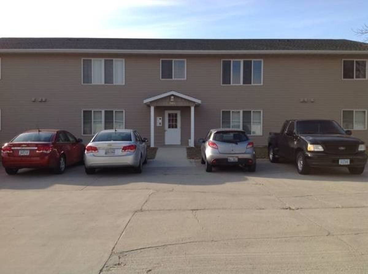 Apartment for rent at 3401-3501 Cobblestone Circle, Waterloo, IA 50701