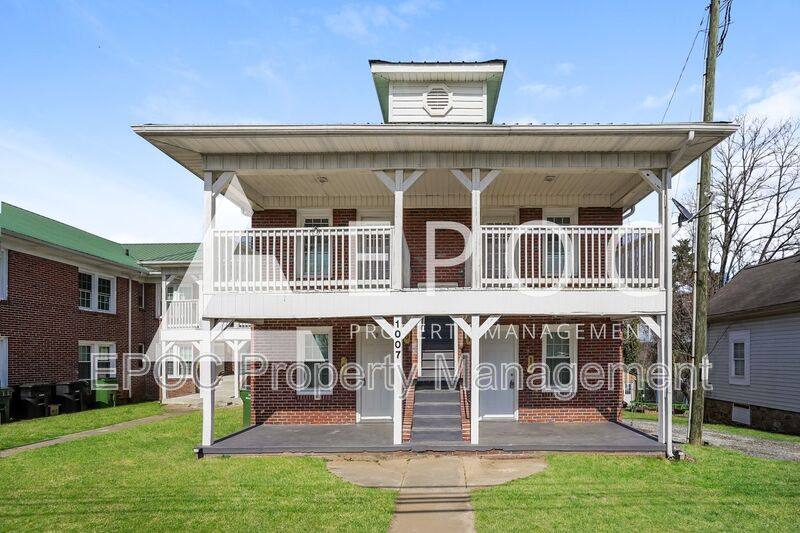 Apartment for rent at 1007 S Main St #12, Mount Airy, NC 27030