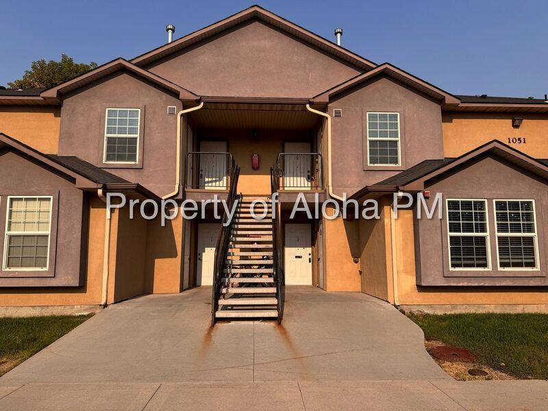 House for rent at 1051 W Pine Ave #4, Meridian, ID 83642