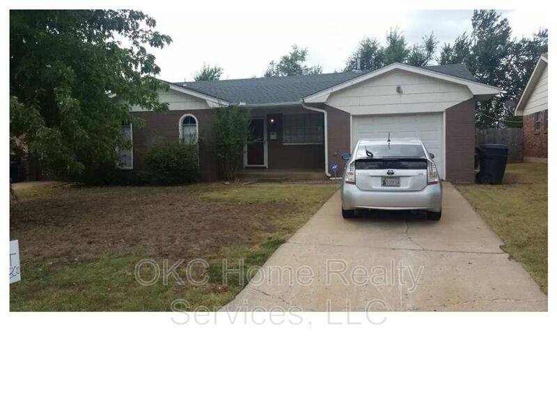 House for rent at 13905 N Everest Ave, Edmond, OK 73013
