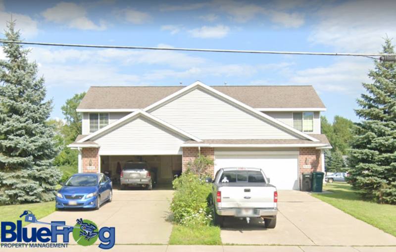 Apartment for rent at 1584 Cardinal Lane, Green Bay, WI 54313