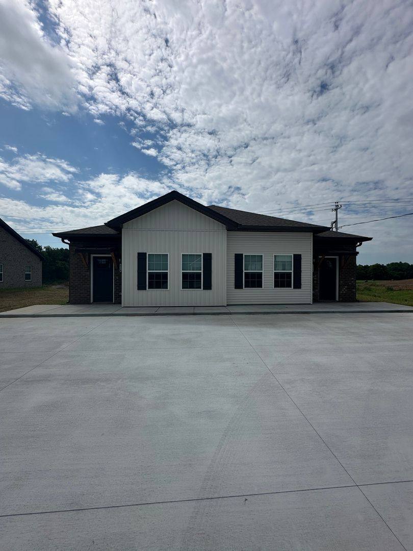 House for rent at 226A Coney Island Rd, Shelbyville, TN 37160