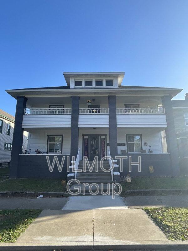 Apartment for rent at 129 W Hendricks St #4, Shelbyville, IN 46176